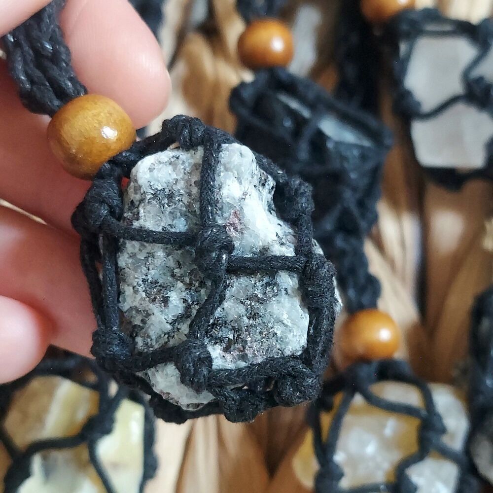 Bulk lot of 12 Handmade Natural Stone Macrame Necklaces Raw Crystals Rough Gems - Picture 8 of 8